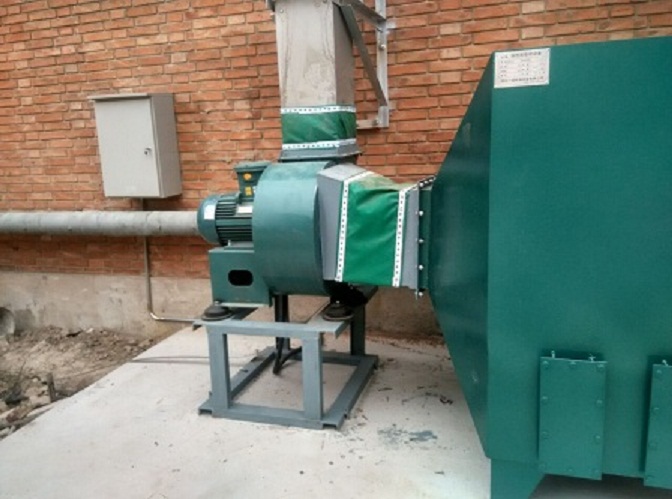 制鞋廠生產車間廢氣來源構成以及治理方案介紹 鞋廠生產車間揮發性有機化合物(VOCs)廢氣處理治理方案 制鞋廠橡膠加工揮發有機廢氣處理設備及方案