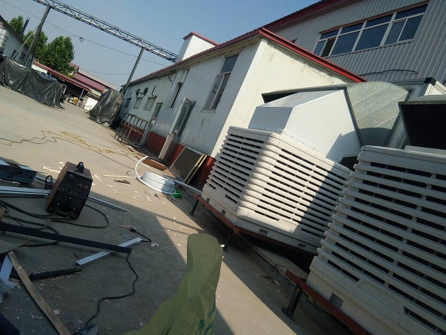 高效冷風機，濕簾風機，負壓風機降溫哪種好