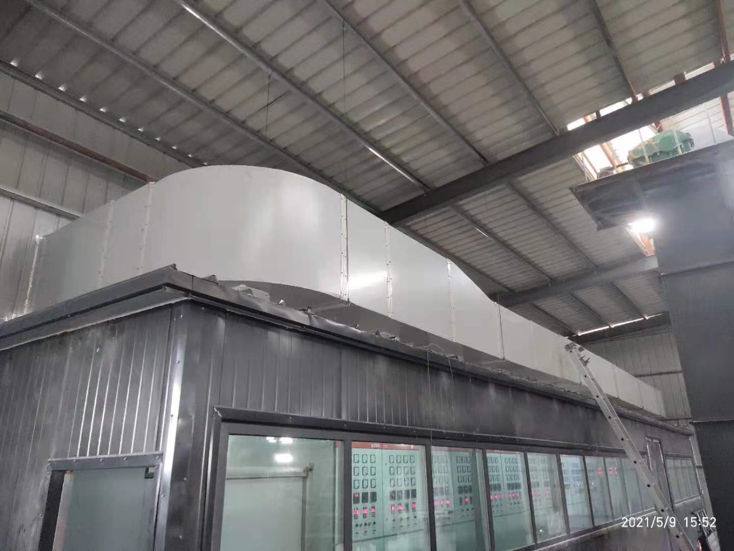 2000平米車間降溫設(shè)備車間快速降溫方法高溫車間降溫方案工廠降溫設(shè)計(jì)方案車間降溫通風(fēng)設(shè)計(jì)方案工業(yè)降溫的方法有哪些 2000平米車間降溫設(shè)備車間快速降溫方法高溫車間降溫方案工廠降溫設(shè)計(jì)方案車間降溫通風(fēng)設(shè)計(jì)方案工業(yè)降溫的方法有哪些